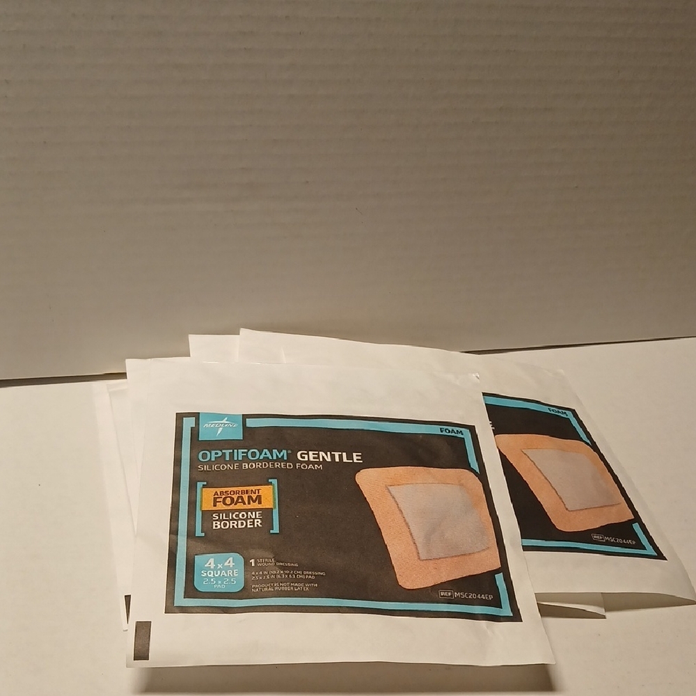 Medline Optifoam Gentle Silicone Bordered Foam Guaze Sponges qty 7 NWT
